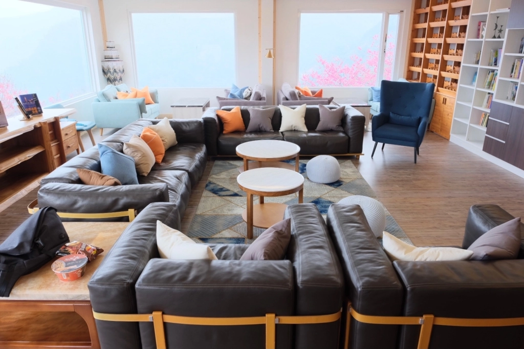 新竹五峰|悅峰山莊,坐擁整片盛開山櫻花美景,新竹五峰豪華包棟民宿 @飛天璇的口袋 新竹五峰|悅峰山莊,坐擁整片盛開山櫻花美景,新竹五峰豪華包棟民宿 @飛天璇的口袋