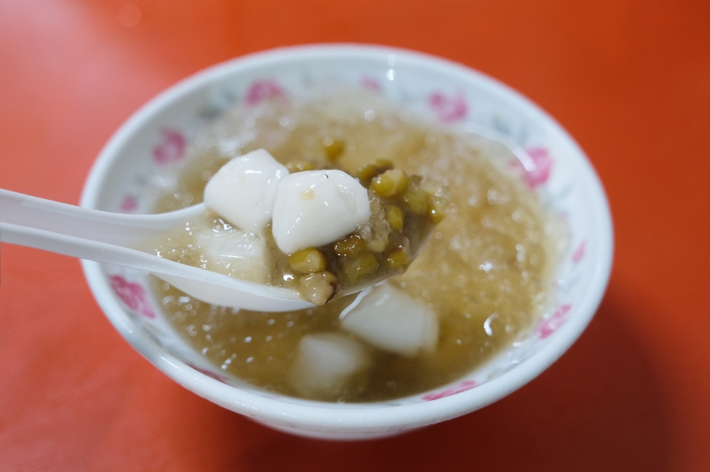 鹿港莊豆花湯圓｜鹿港在地30年老店，Google評價4.4顆星好評 @飛天璇的口袋