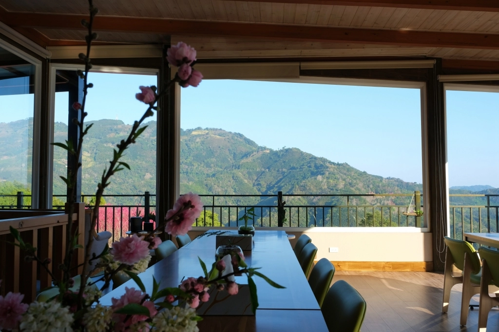 新竹五峰|悅峰山莊,坐擁整片盛開山櫻花美景,新竹五峰豪華包棟民宿 @飛天璇的口袋 新竹五峰|悅峰山莊,坐擁整片盛開山櫻花美景,新竹五峰豪華包棟民宿 @飛天璇的口袋