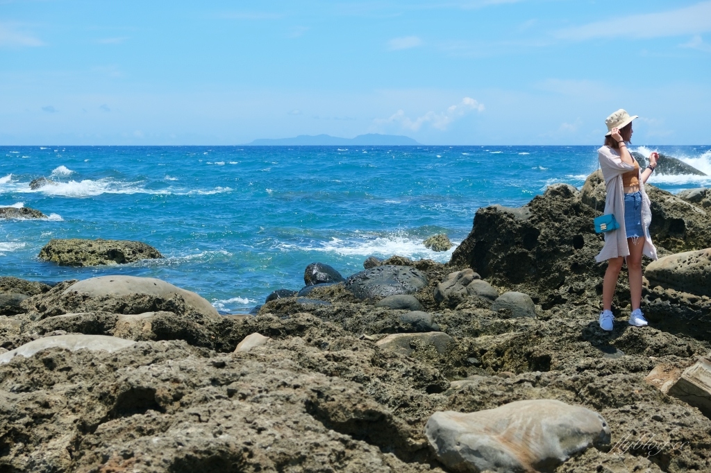 台東景點｜小野柳．充滿自然生態東部沿海地質教室，天氣好的時候還可以眺望綠島 @飛天璇的口袋
