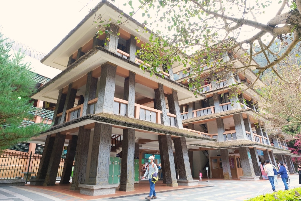 南投魚池｜2025九族文化村櫻花祭．唯一日本認證海外賞櫻名所，5000多株櫻花樹嬌艷動人 @飛天璇的口袋