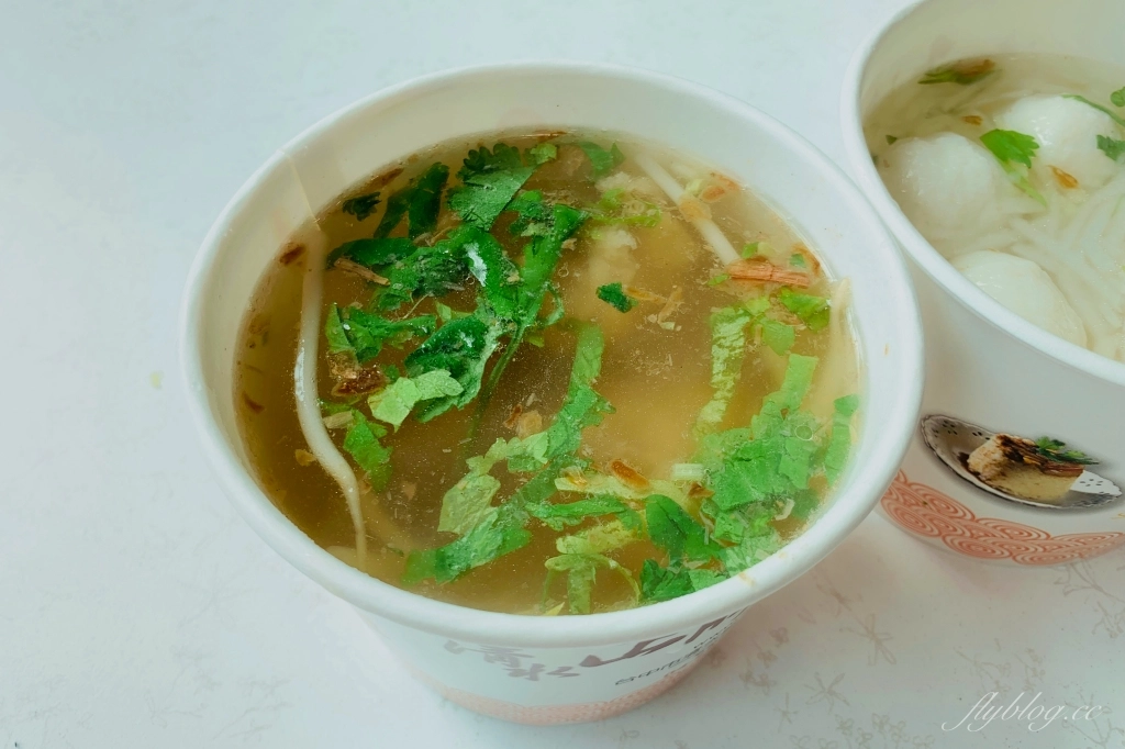 台中清水｜正牌米糕莊，食尚玩家採訪清水在地米糕店，清水人朋友推薦香甜粳棕必點 @飛天璇的口袋