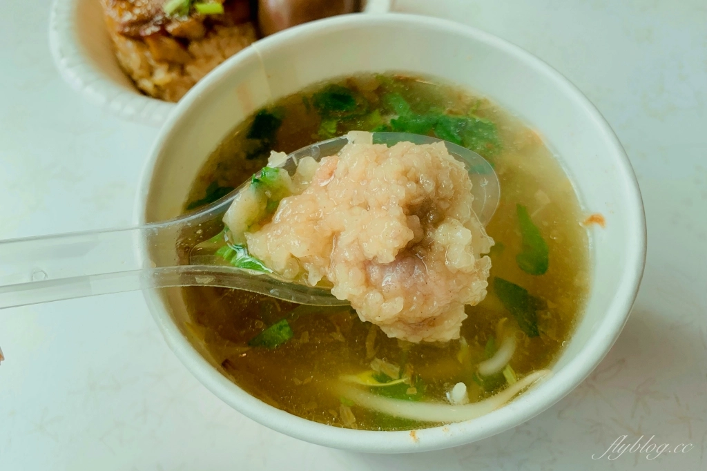 台中清水｜正牌米糕莊，食尚玩家採訪清水在地米糕店，清水人朋友推薦香甜粳棕必點 @飛天璇的口袋