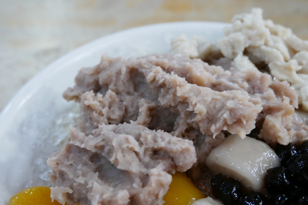 台中大甲｜阿香芋圓，大甲鎮瀾宮廟旁小吃美食，超過20種配料滿滿滿的誠意 @飛天璇的口袋