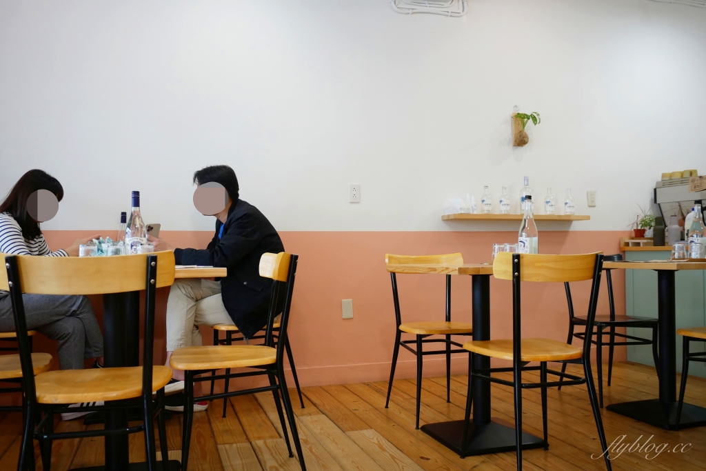 這傢伙 This Guy｜台中超人氣肉桂捲專賣店，田樂二店隔壁的老宅早午餐 @飛天璇的口袋