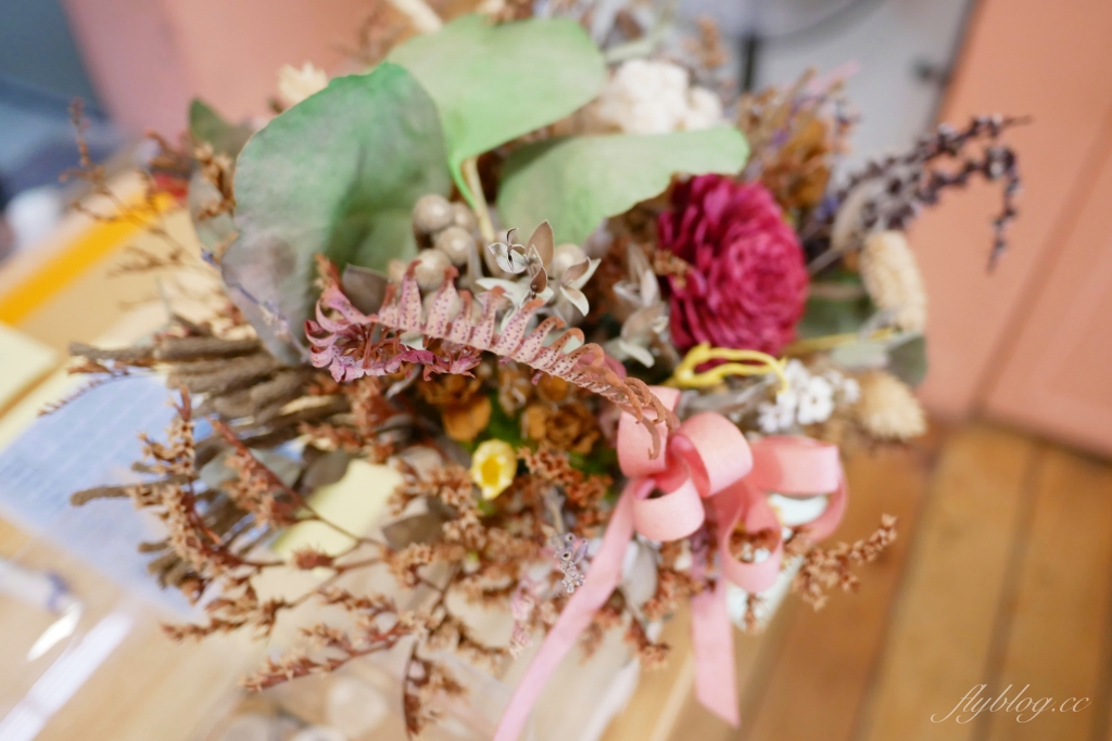 這傢伙 This Guy｜台中超人氣肉桂捲專賣店，田樂二店隔壁的老宅早午餐 @飛天璇的口袋