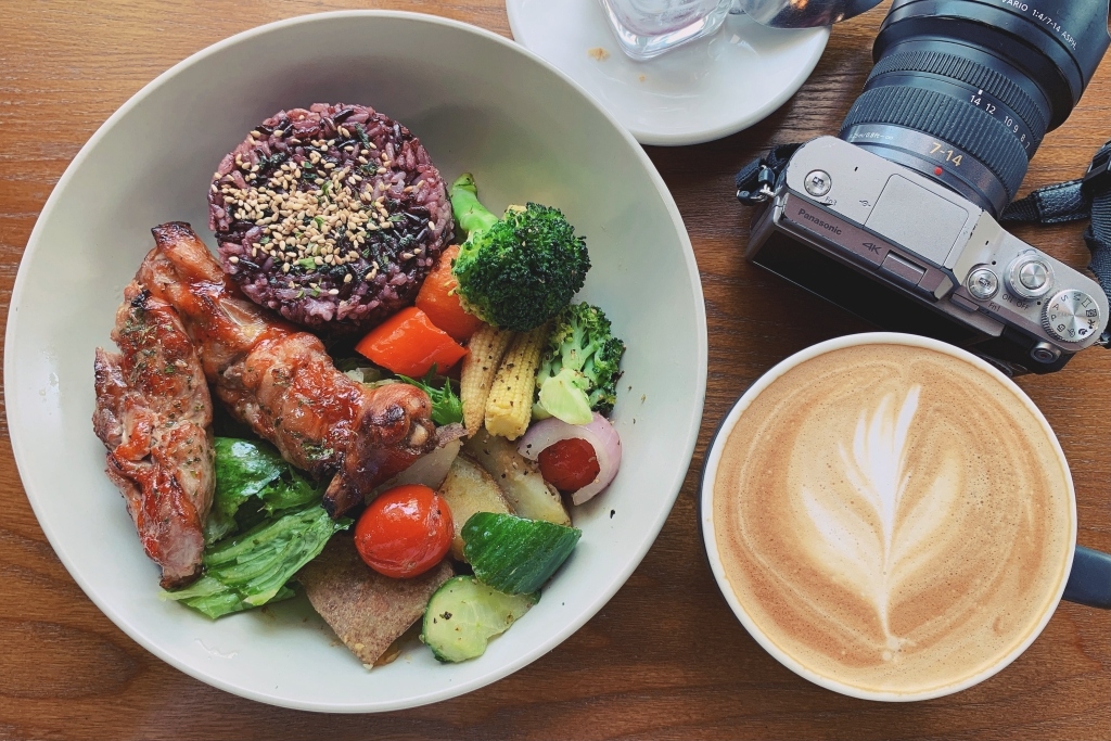 【台中北屯】 日起食書早午餐:透天老宅改建早午餐店,北屯松竹捷運站步行5分鐘 @飛天璇的口袋 【台中北屯】 日起食書早午餐:透天老宅改建早午餐店,北屯松竹捷運站步行5分鐘 @飛天璇的口袋