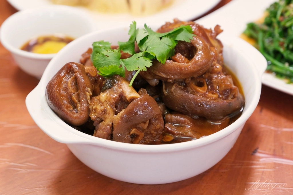 新竹清泉|新竹一日遊,清泉部落,張學良故居.將軍湯.三毛夢屋.清泉吊橋.清泉藝術之森.清泉步道.清泉天主教堂.老王客棧 @飛天璇的口袋 新竹清泉|新竹一日遊,清泉部落,張學良故居.將軍湯.三毛夢屋.清泉吊橋.清泉藝術之森.清泉步道.清泉天主教堂.老王客棧 @飛天璇的口袋