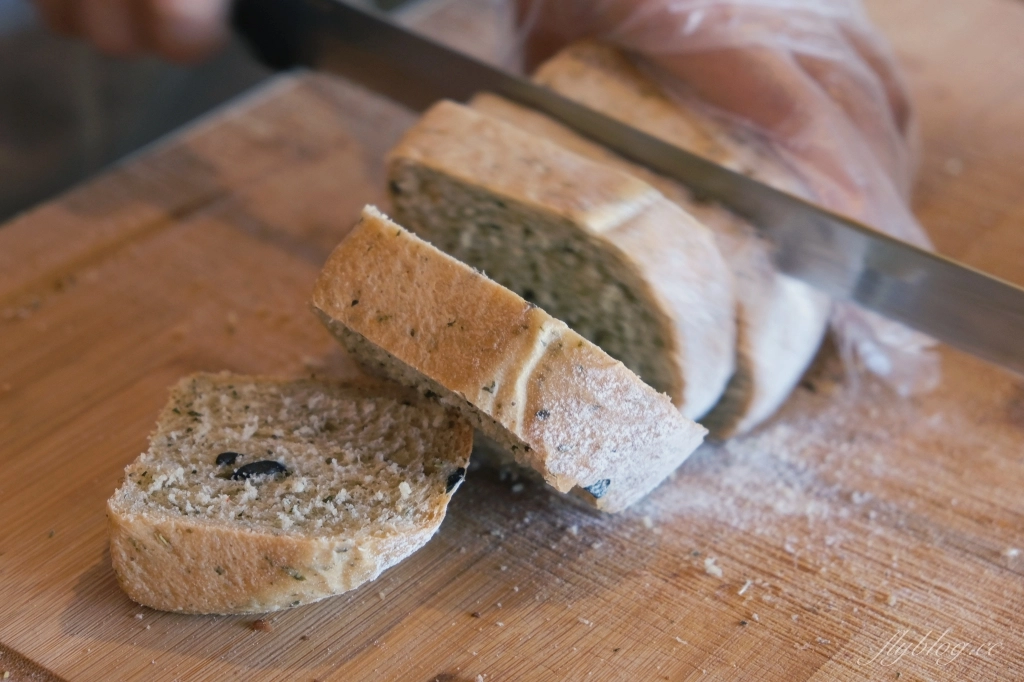 台東東河｜馬利諾廚房，外國夫妻開的麵包店，台東都蘭村人氣美食 @飛天璇的口袋