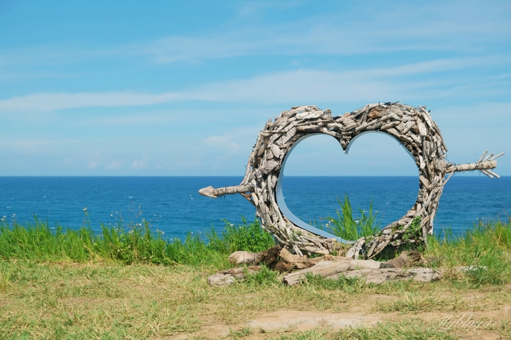 台東東河｜都蘭觀景平台，台東觀海小秘境，夢幻海景盪鞦韆，IG打卡裝置藝術 @飛天璇的口袋