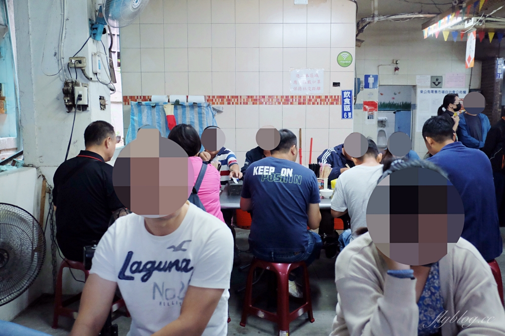 嘉義東區|王家祖傳本產牛雜湯.東市場超人氣小吃美食,榮獲台灣500碗的推薦 @飛天璇的口袋 嘉義東區|王家祖傳本產牛雜湯.東市場超人氣小吃美食,榮獲台灣500碗的推薦 @飛天璇的口袋