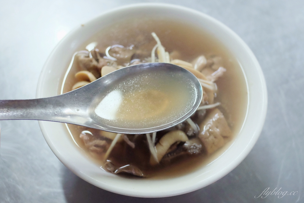 嘉義東區|王家祖傳本產牛雜湯.東市場超人氣小吃美食,榮獲台灣500碗的推薦 @飛天璇的口袋 嘉義東區|王家祖傳本產牛雜湯.東市場超人氣小吃美食,榮獲台灣500碗的推薦 @飛天璇的口袋