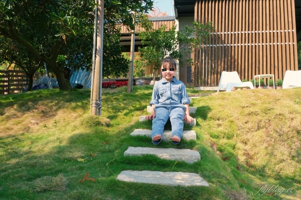 【台中東勢】日日木木，在橘子樹林裡露營野餐，還有可愛帳蓬和大片草地 @飛天璇的口袋