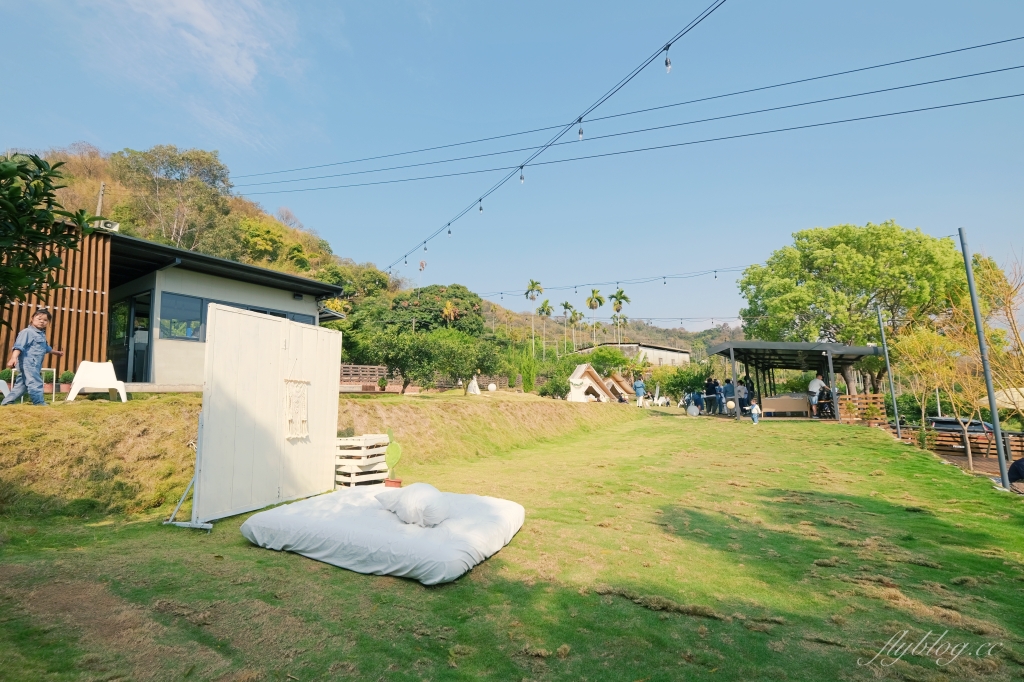 【台中東勢】日日木木，在橘子樹林裡露營野餐，還有可愛帳蓬和大片草地 @飛天璇的口袋
