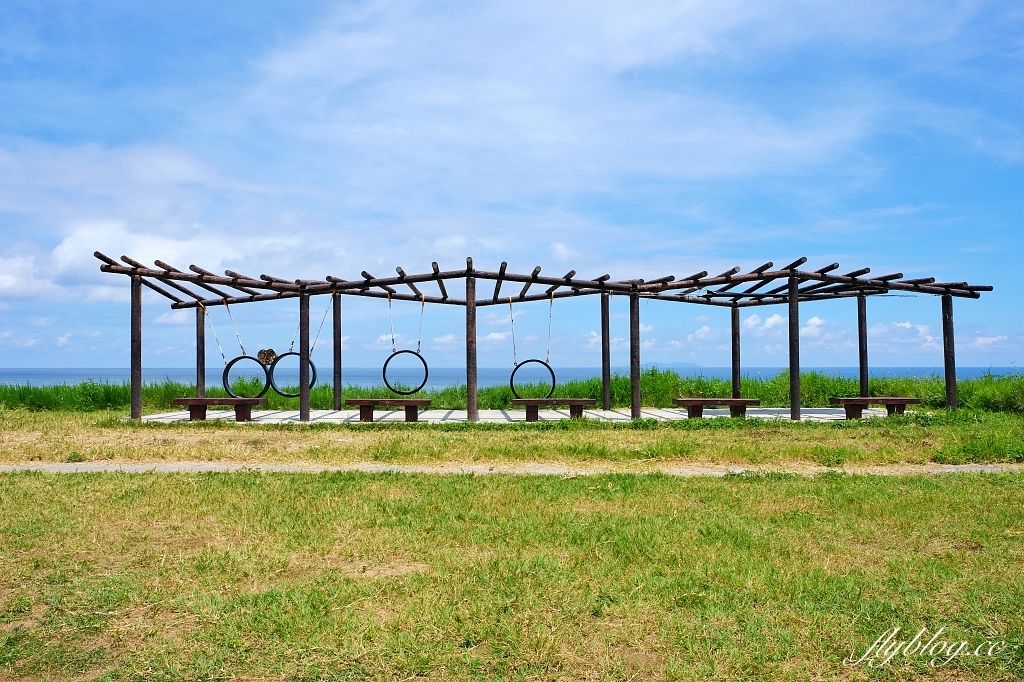 台東東河｜都蘭觀景平台，台東觀海小秘境，夢幻海景盪鞦韆，IG打卡裝置藝術 @飛天璇的口袋