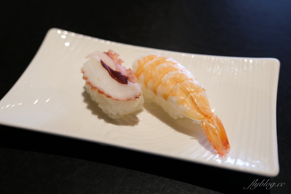 元手壽司｜食材新鮮創意有質感，炙燒鴨肝牛肉超銷魂，朝馬美食餐廳推薦 @飛天璇的口袋