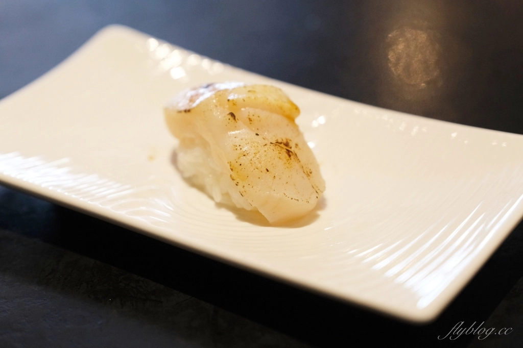 元手壽司｜食材新鮮創意有質感，炙燒鴨肝牛肉超銷魂，朝馬美食餐廳推薦 @飛天璇的口袋