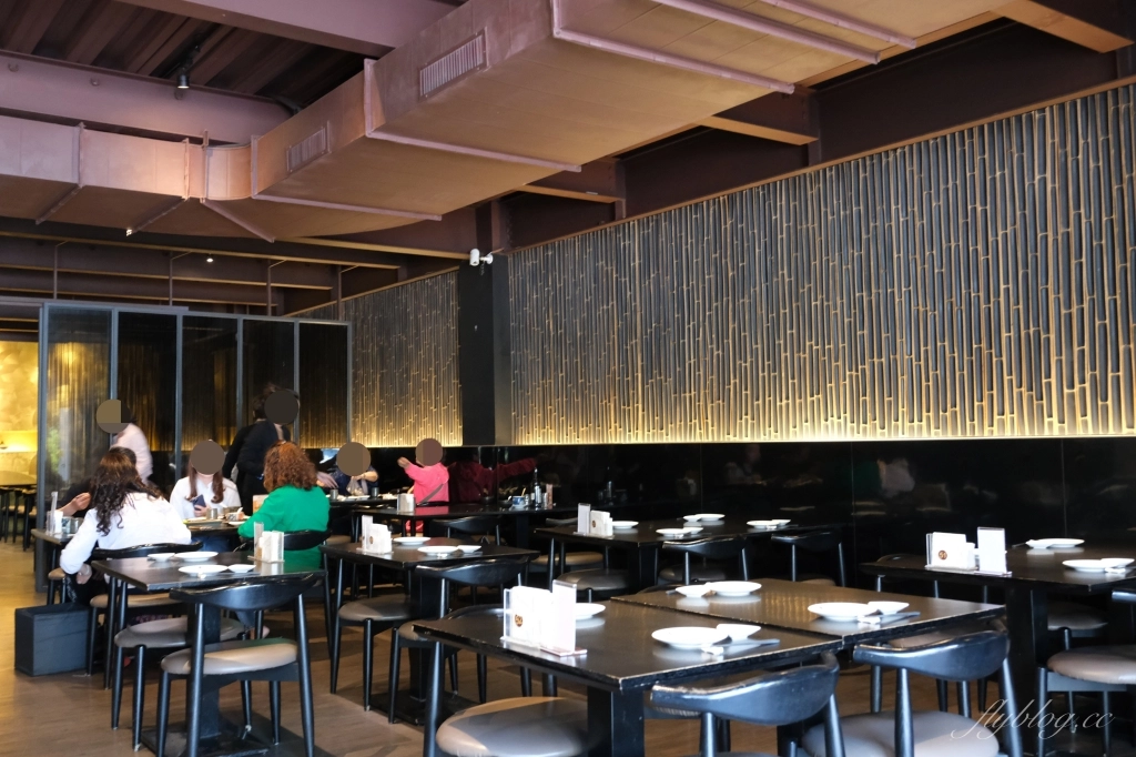 元手壽司｜食材新鮮創意有質感，炙燒鴨肝牛肉超銷魂，朝馬美食餐廳推薦 @飛天璇的口袋