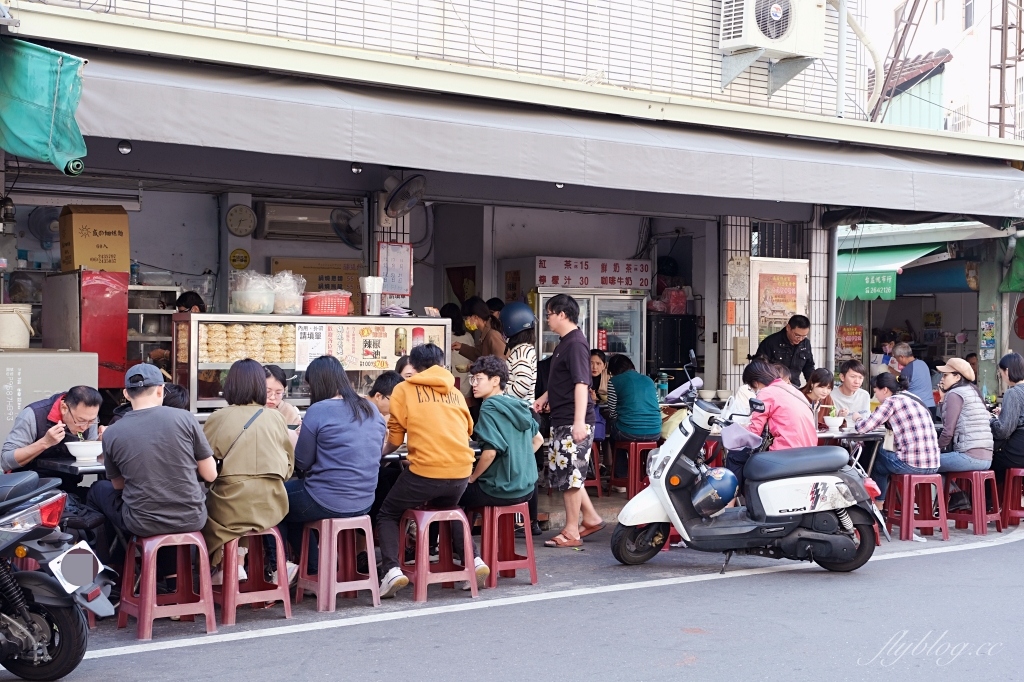 醇涎坊鍋燒意麵｜台南保安路的排隊美食，一碗55元簡單就是美味 @飛天璇的口袋