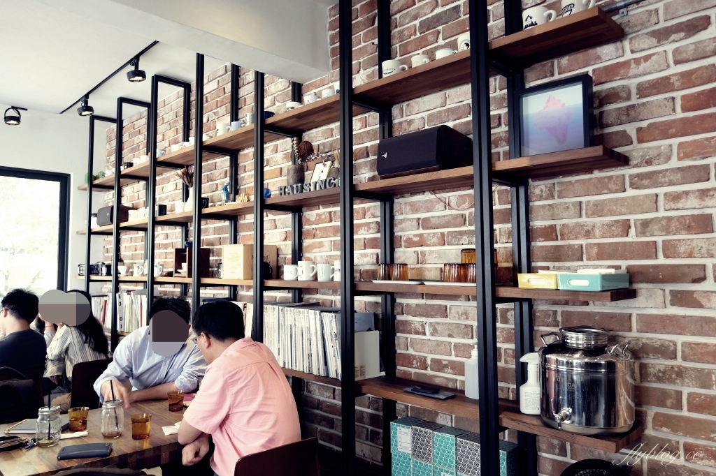 【台中北區】 Hausinc Cafe:台灣25間最棒的咖啡館之一,工業風設計提供早午餐和甜點 @飛天璇的口袋 【台中北區】 Hausinc Cafe:台灣25間最棒的咖啡館之一,工業風設計提供早午餐和甜點 @飛天璇的口袋