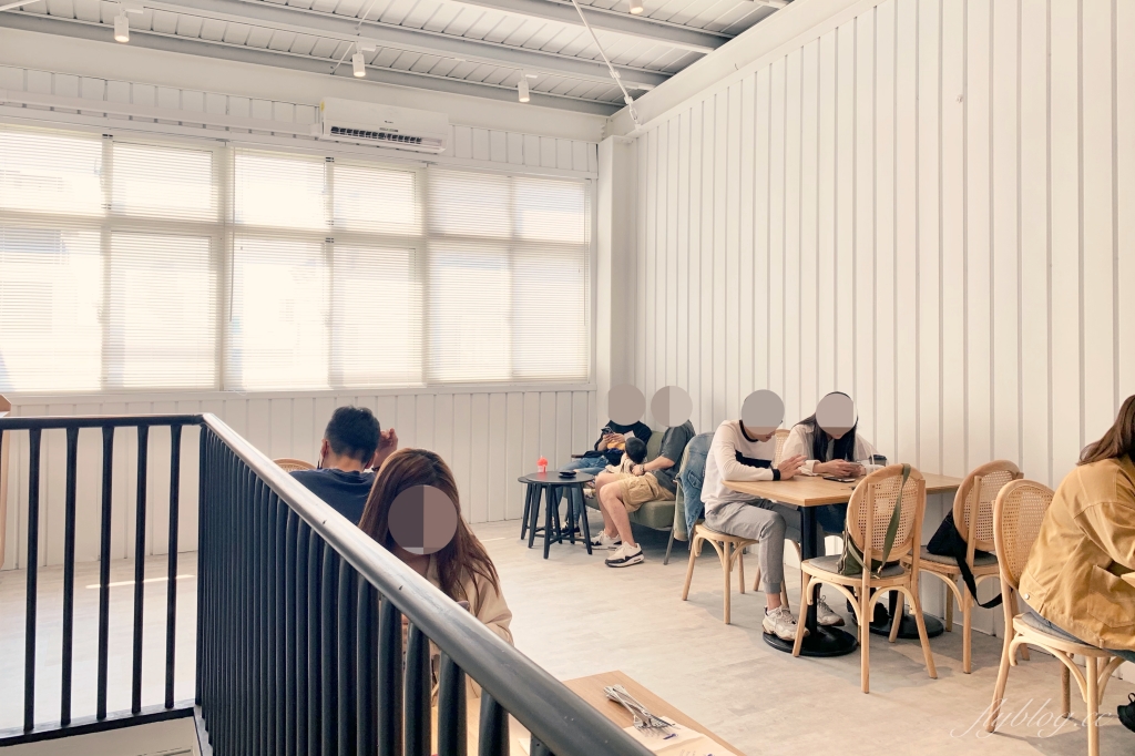 台中南屯｜ABG Coffee，台北超人氣咖啡館進駐台中公益路，港星余文樂品牌背書的咖啡館 @飛天璇的口袋