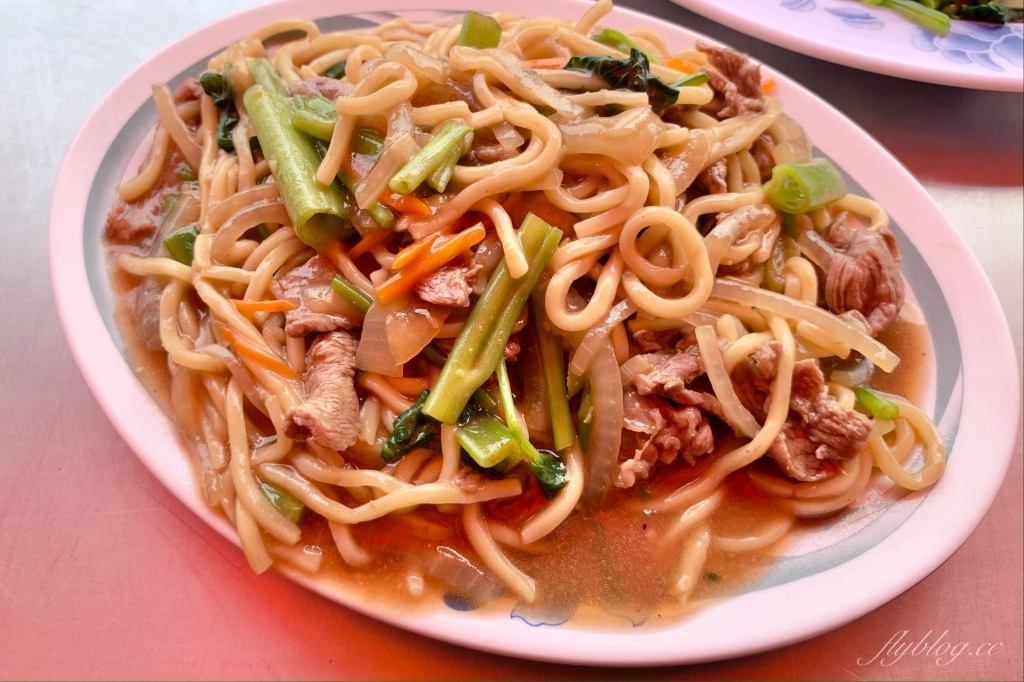 台中烏日｜張家晉牛雜．只賣白天的全牛料理，中午用餐時間座無虛席 @飛天璇的口袋