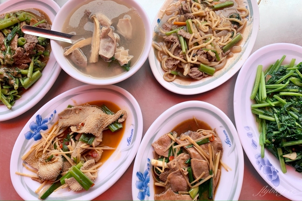 台中烏日｜張家晉牛雜．只賣白天的全牛料理，中午用餐時間座無虛席 @飛天璇的口袋