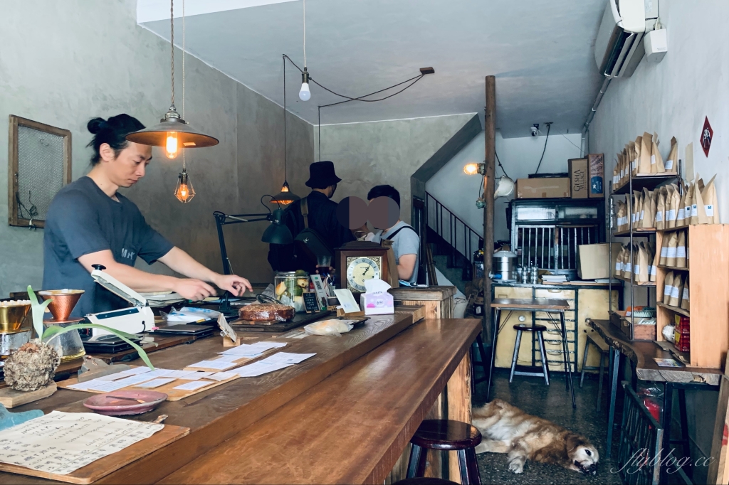 台中烏日|楽珈 Coffee Roaster,咖啡甜點和麵包都很有水準,值得為了一杯咖啡專程跑一趟 @飛天璇的口袋 台中烏日|楽珈 Coffee Roaster,咖啡甜點和麵包都很有水準,值得為了一杯咖啡專程跑一趟 @飛天璇的口袋