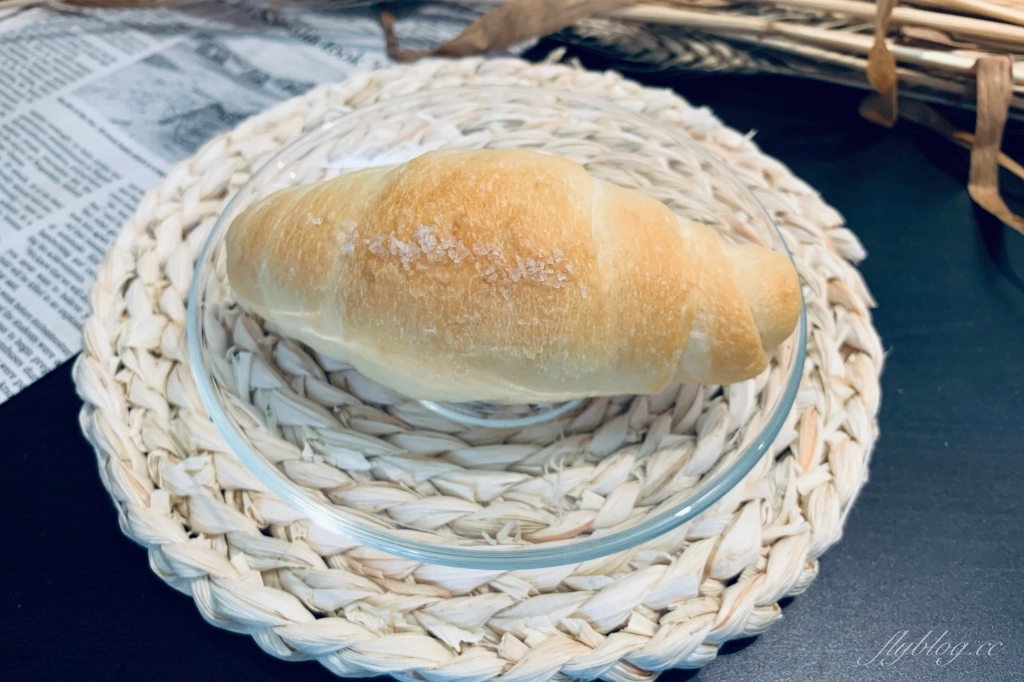 台中烏日|楽珈 Coffee Roaster,咖啡甜點和麵包都很有水準,值得為了一杯咖啡專程跑一趟 @飛天璇的口袋 台中烏日|楽珈 Coffee Roaster,咖啡甜點和麵包都很有水準,值得為了一杯咖啡專程跑一趟 @飛天璇的口袋