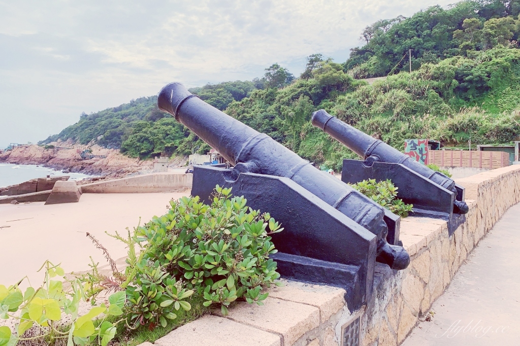 【馬祖南竿】南萌咖啡館:30年老宅搖身一變成為文青咖啡館,20公尺就可以抵達海邊 @飛天璇的口袋 【馬祖南竿】南萌咖啡館:30年老宅搖身一變成為文青咖啡館,20公尺就可以抵達海邊 @飛天璇的口袋