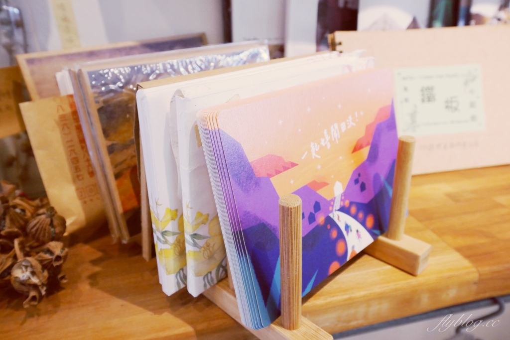 【馬祖南竿】南萌咖啡館:30年老宅搖身一變成為文青咖啡館,20公尺就可以抵達海邊 @飛天璇的口袋 【馬祖南竿】南萌咖啡館:30年老宅搖身一變成為文青咖啡館,20公尺就可以抵達海邊 @飛天璇的口袋