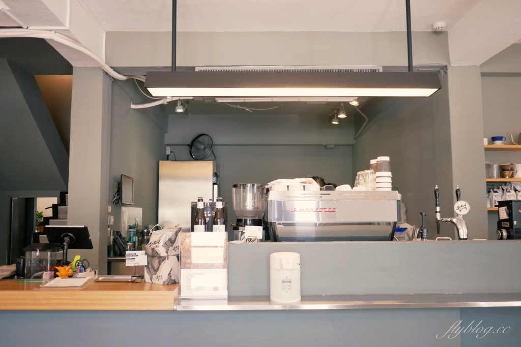 台中西區｜Solidbean 硬豆咖啡．隱身精明商圈巷弄裡的澳式早午餐店 @飛天璇的口袋