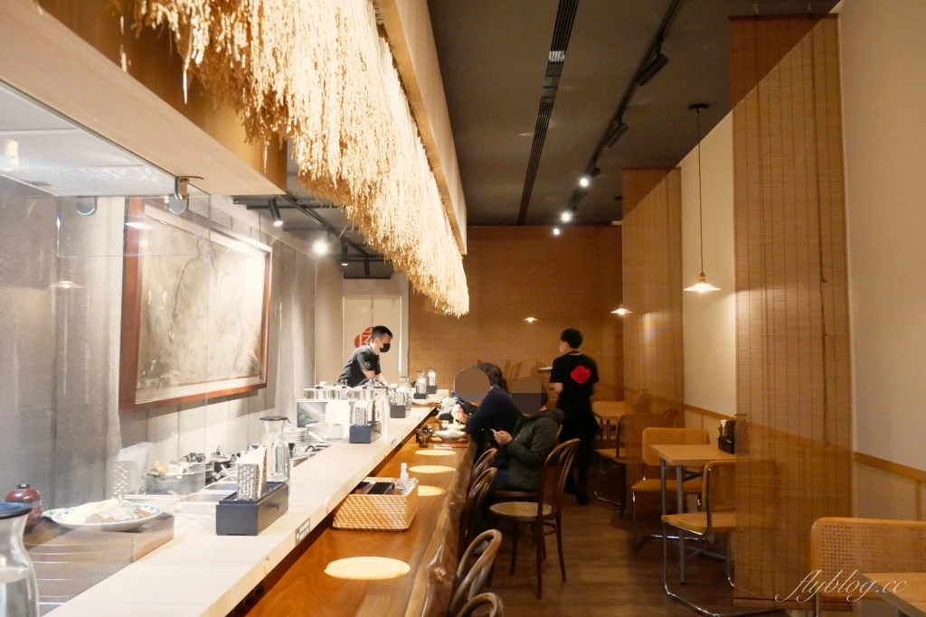 台中西區｜通庵熟成咖喱．台北超人氣咖哩店進駐，台中審計新村美食推薦 @飛天璇的口袋