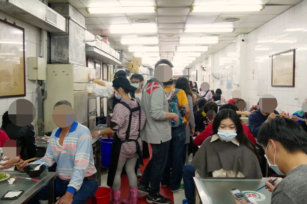 新竹北區｜許二姐鴨肉飯．新竹城隍廟必吃美食鴨肉許，招牌炒血鴨好吃又涮嘴 @飛天璇的口袋