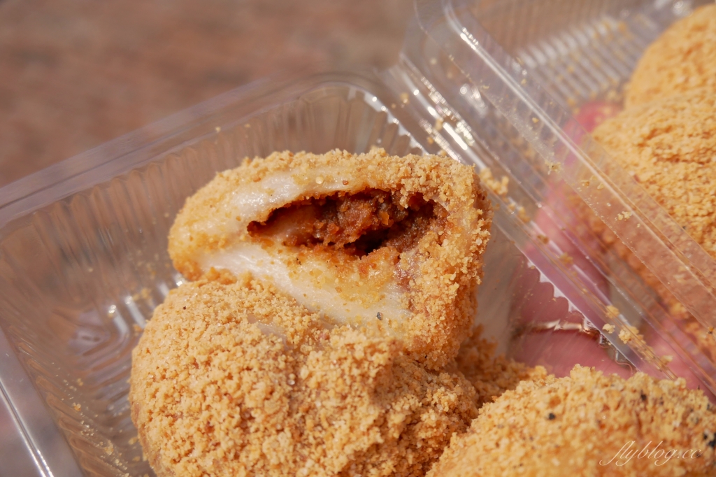 新竹北區｜周家燒麻糬，新竹城隍廟排隊美食燒麻糬，軟Q又療癒的古早味小吃 @飛天璇的口袋