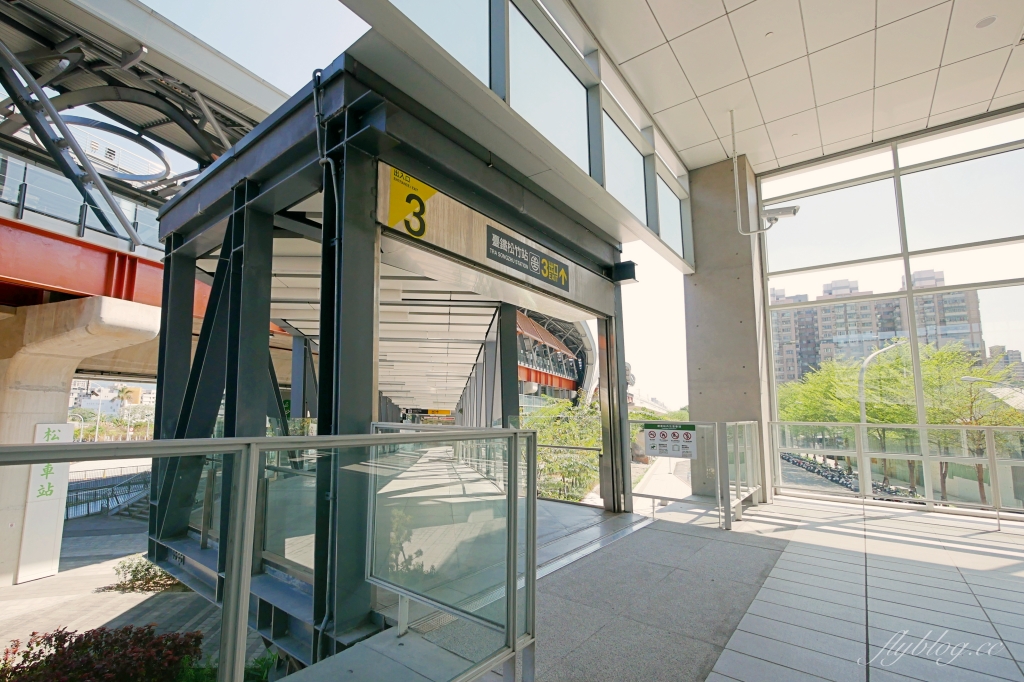 【台中旅遊】 台中捷運3/25復駛囉！小綠綠福利社販賣機進駐18個車站 @飛天璇的口袋