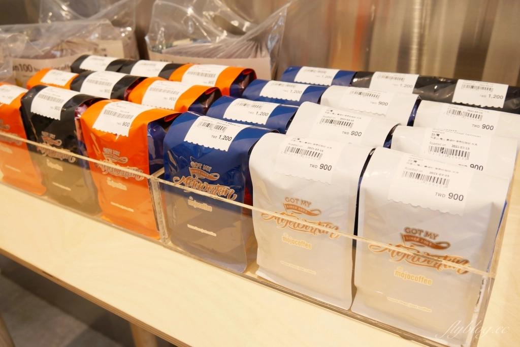 台中南屯｜Project Ember by mojocoffee 台灣咖啡專賣店．黎明新村巷弄咖啡館，Coffee Mojo的最新力作 @飛天璇的口袋