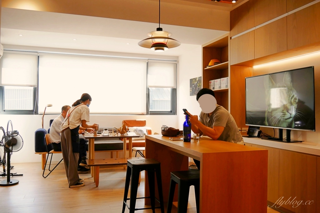 台中南屯｜Project Ember by mojocoffee 台灣咖啡專賣店．黎明新村巷弄咖啡館，Coffee Mojo的最新力作 @飛天璇的口袋