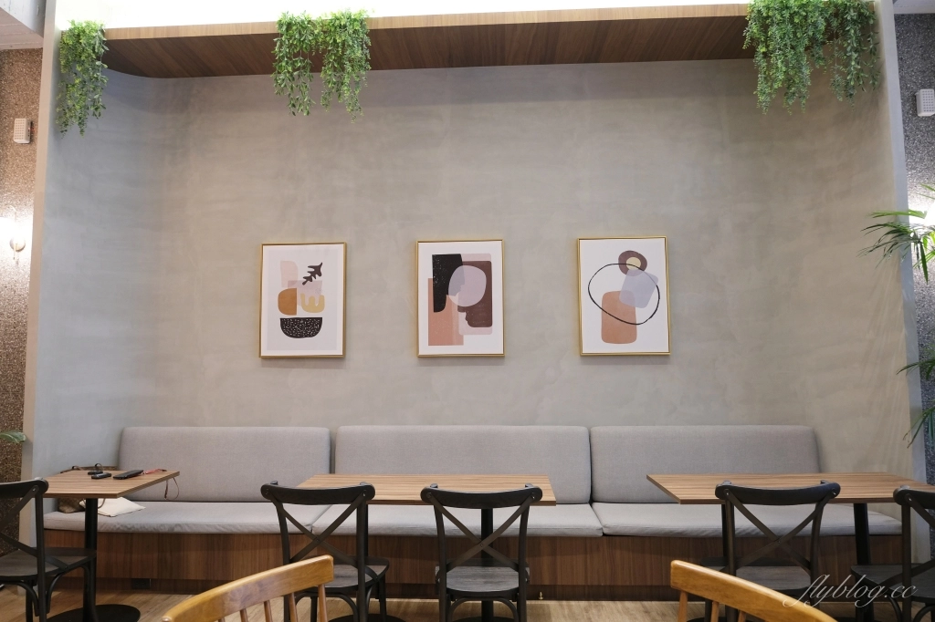 台中南屯｜咖波堤 Cupoti Cafe．河南路網美風咖啡館，酸麵包和肉桂捲吃得到 @飛天璇的口袋