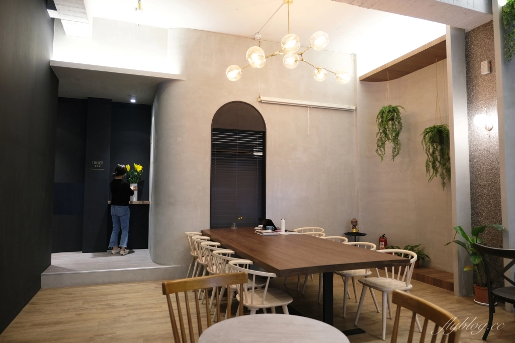 台中南屯｜咖波堤 Cupoti Cafe．河南路網美風咖啡館，酸麵包和肉桂捲吃得到 @飛天璇的口袋