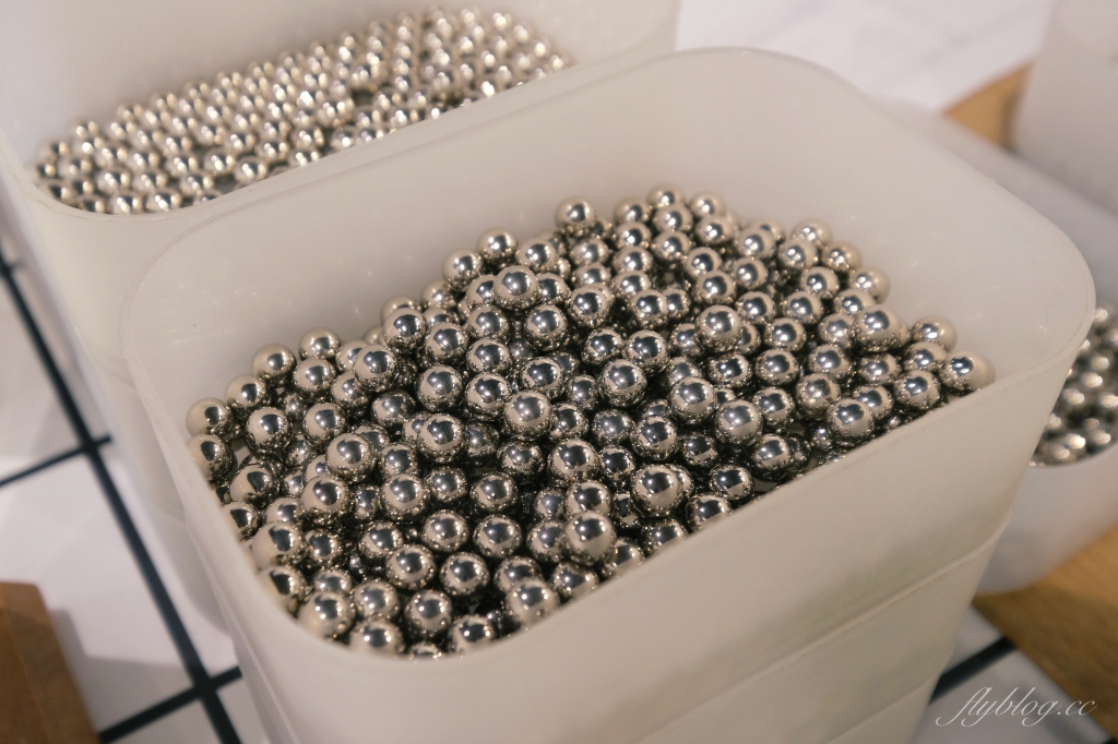 【台中西區】 怪玩娛樂市場彈珠堂台中快閃:把夜市彈珠檯搬進百貨公司,4/1~5/9快閃台中勤美誠品 @飛天璇的口袋 【台中西區】 怪玩娛樂市場彈珠堂台中快閃:把夜市彈珠檯搬進百貨公司,4/1~5/9快閃台中勤美誠品 @飛天璇的口袋