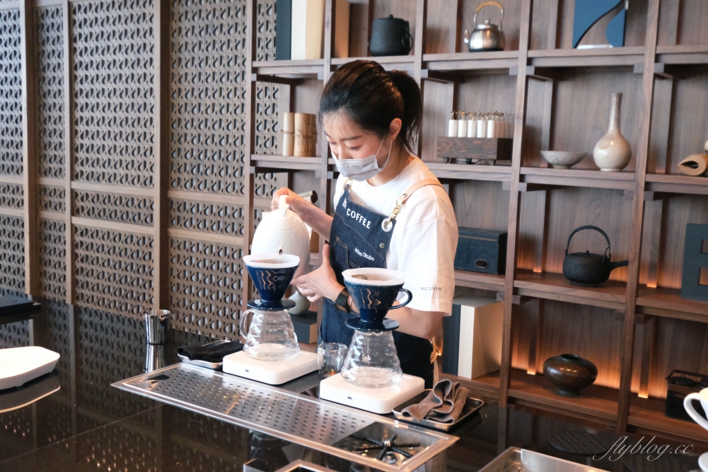 台中西屯｜REC COFFEE Taiwan，日本福岡冠軍咖啡館海外一號店，坐擁台中7期26樓最美夜景 @飛天璇的口袋