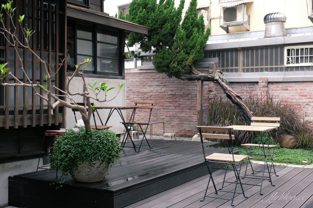 新竹西區｜李克承博士故居 a-moom｜在日式老宅裡品嚐超人氣山形吐司以及季節甜點 @飛天璇的口袋