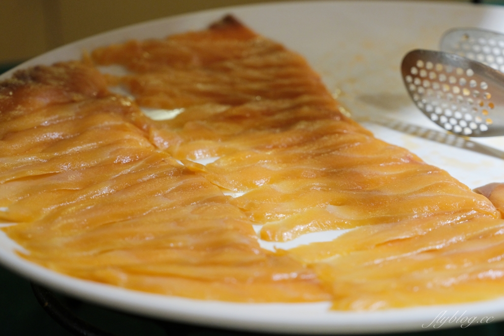 台北大安｜沾美西餐廳，台北70年老字號吃到飽，現烤牛排羊排豬腳，傳統甜點無限取用 @飛天璇的口袋