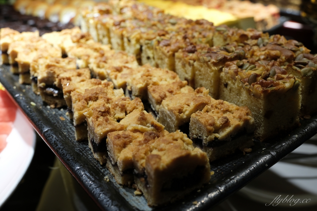 台北大安｜沾美西餐廳，台北70年老字號吃到飽，現烤牛排羊排豬腳，傳統甜點無限取用 @飛天璇的口袋