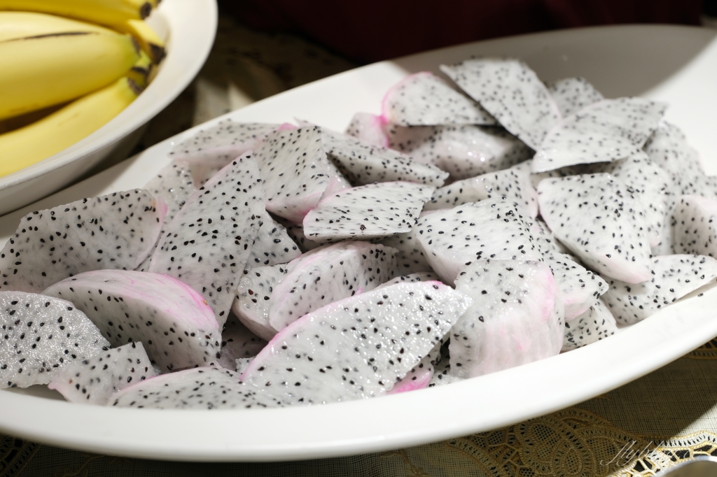 台北大安｜沾美西餐廳，台北70年老字號吃到飽，現烤牛排羊排豬腳，傳統甜點無限取用 @飛天璇的口袋