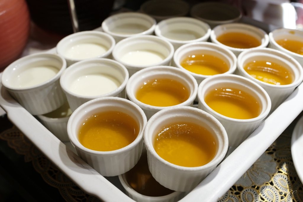 台北大安｜沾美西餐廳，台北70年老字號吃到飽，現烤牛排羊排豬腳，傳統甜點無限取用 @飛天璇的口袋