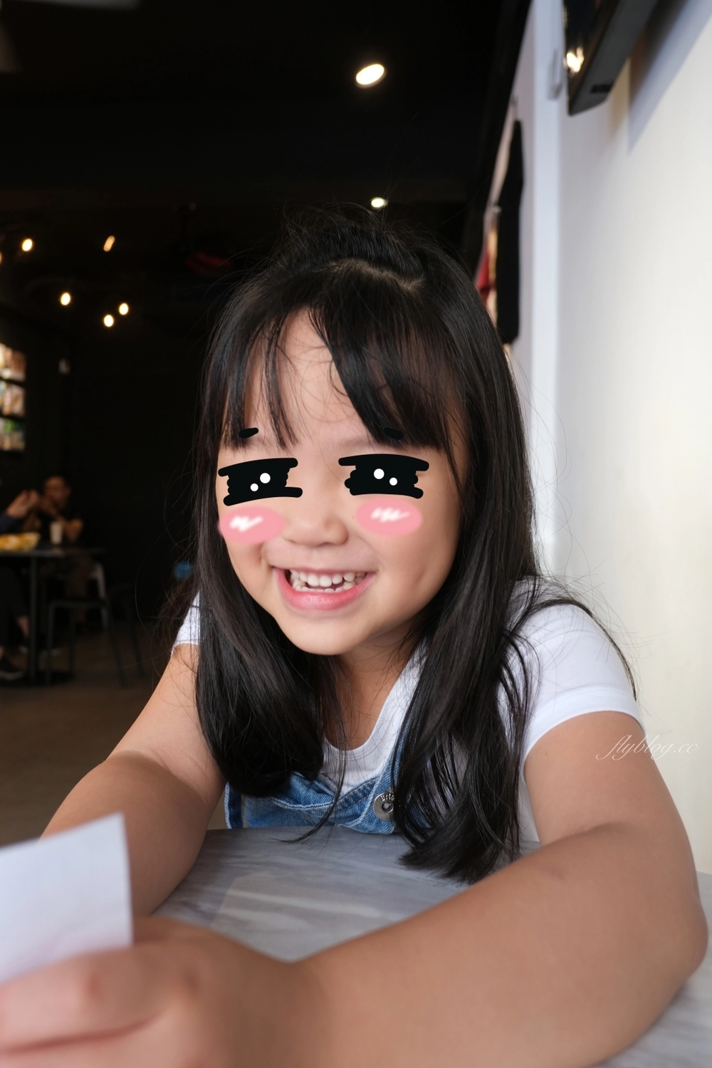 台中北屯|翻白眼女孩,從貨櫃屋起家的早午餐店,捷運松竹站步行10分鐘美食 @飛天璇的口袋 台中北屯|翻白眼女孩,從貨櫃屋起家的早午餐店,捷運松竹站步行10分鐘美食 @飛天璇的口袋