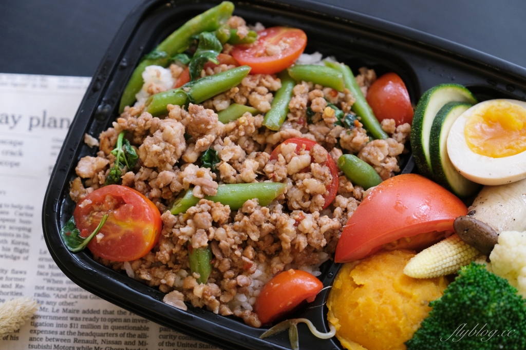 台中北區｜志氣海南雞飯．使用當季新鮮蔬菜，便當好吃又有質感 @飛天璇的口袋