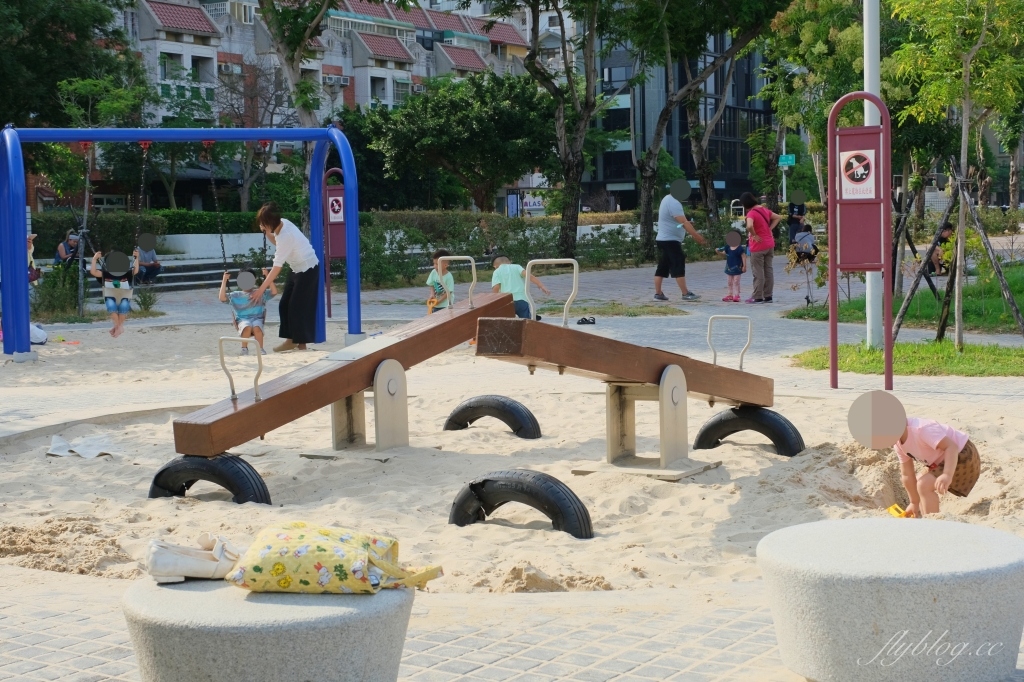 豐樂雕塑公園｜台灣第一座公立露天雕塑公園，台中捷運步行5分鐘抵達 @飛天璇的口袋